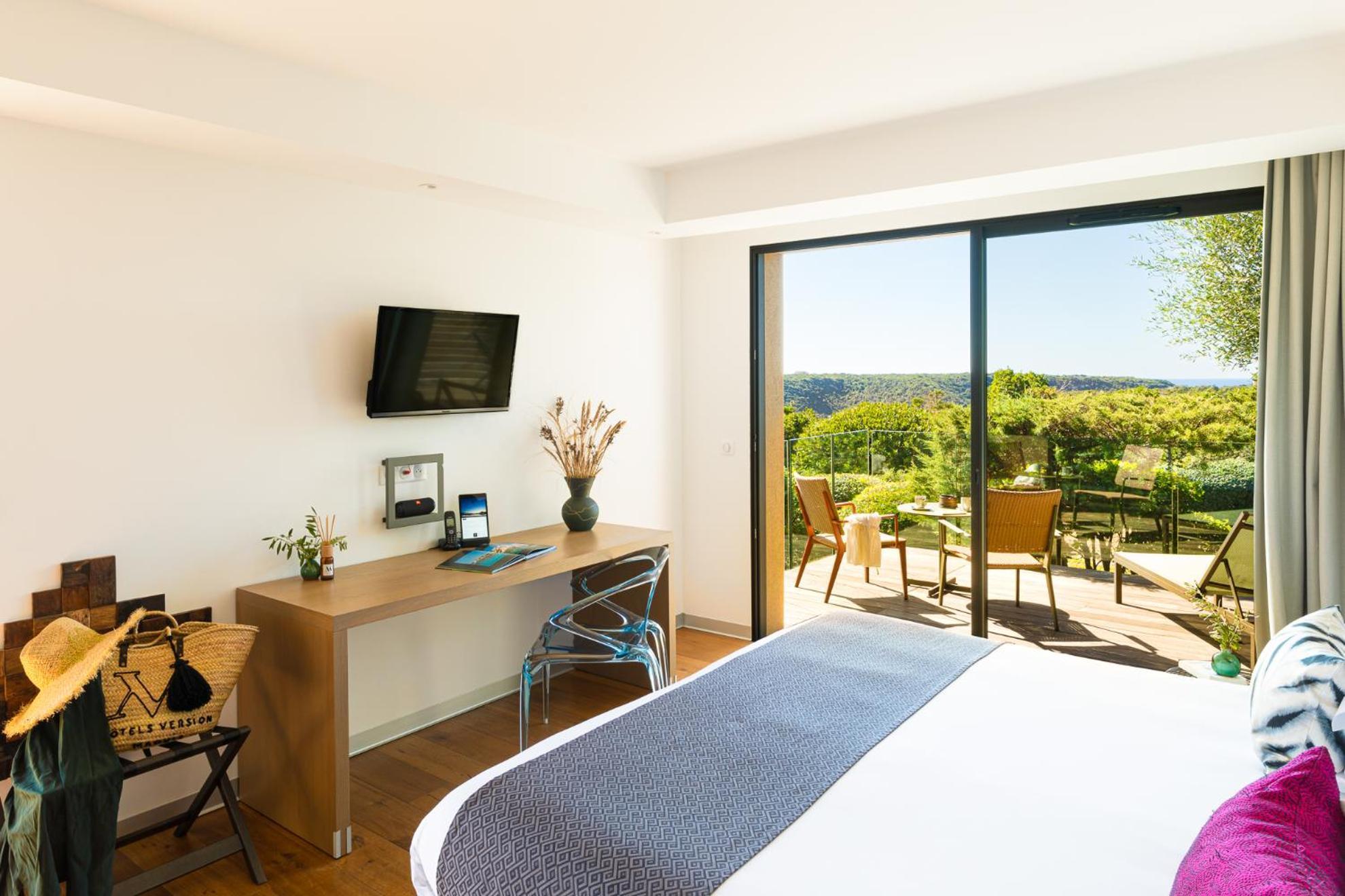 Hotel & Spa Version Maquis Citadelle Бонифачо Экстерьер фото